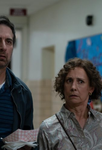 Ray Romano’s Directorial Debut ‘Somewhere in Queens’ Sells to Lionsgate, Roadside Attractions